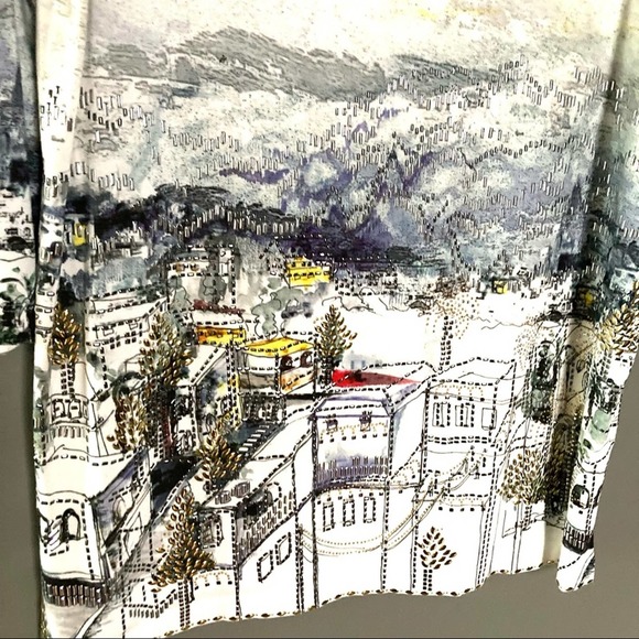 St John Graphic top / blouse with ski town scene studs Medium NEW knit - Picture 7 of 9